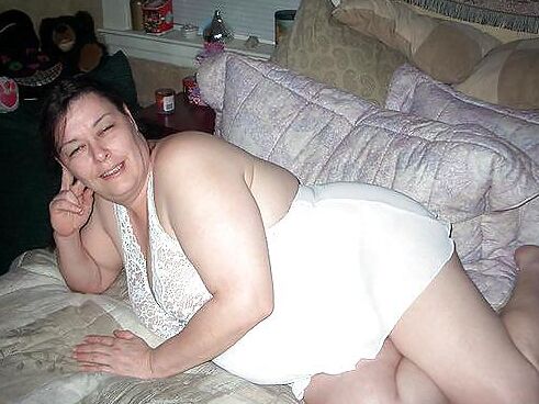 MILF sucking