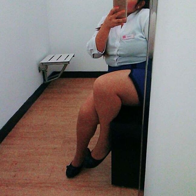 Yumico Martinez ( Piernuda discreta)