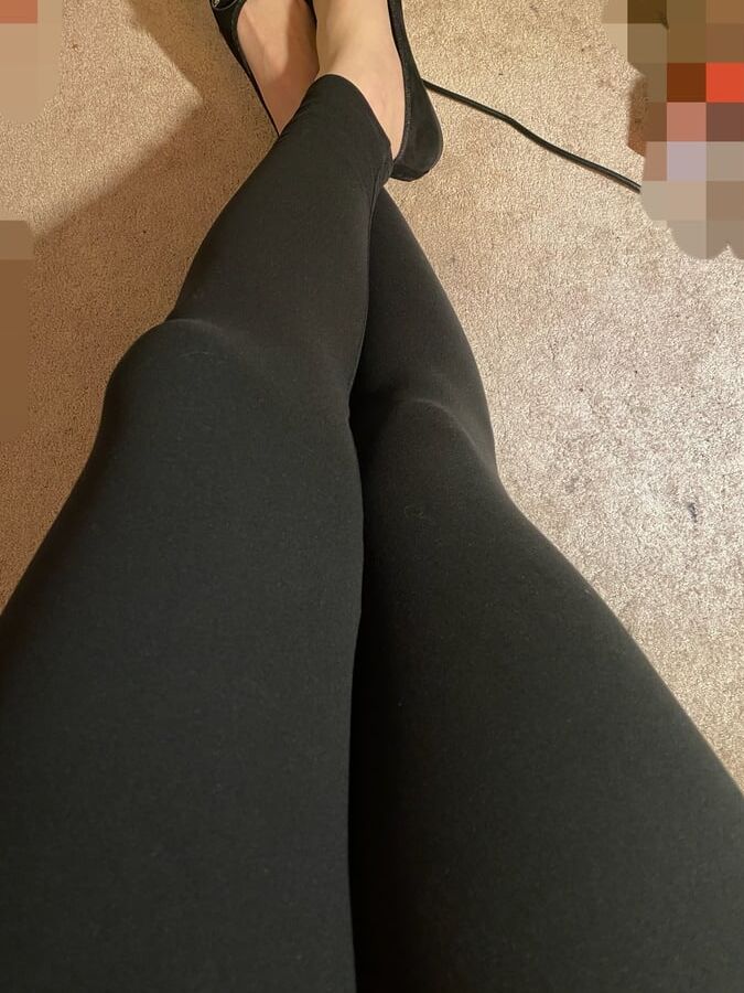 My Daily sweaty big nylon feet