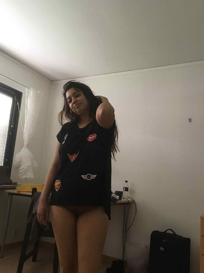 Hot sexy desi IT girl big boobs indian leaked with bf ()
