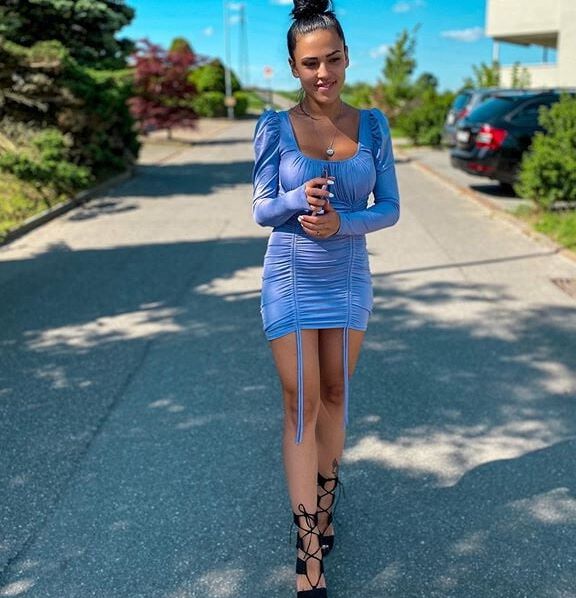 Insta Bitch Elena