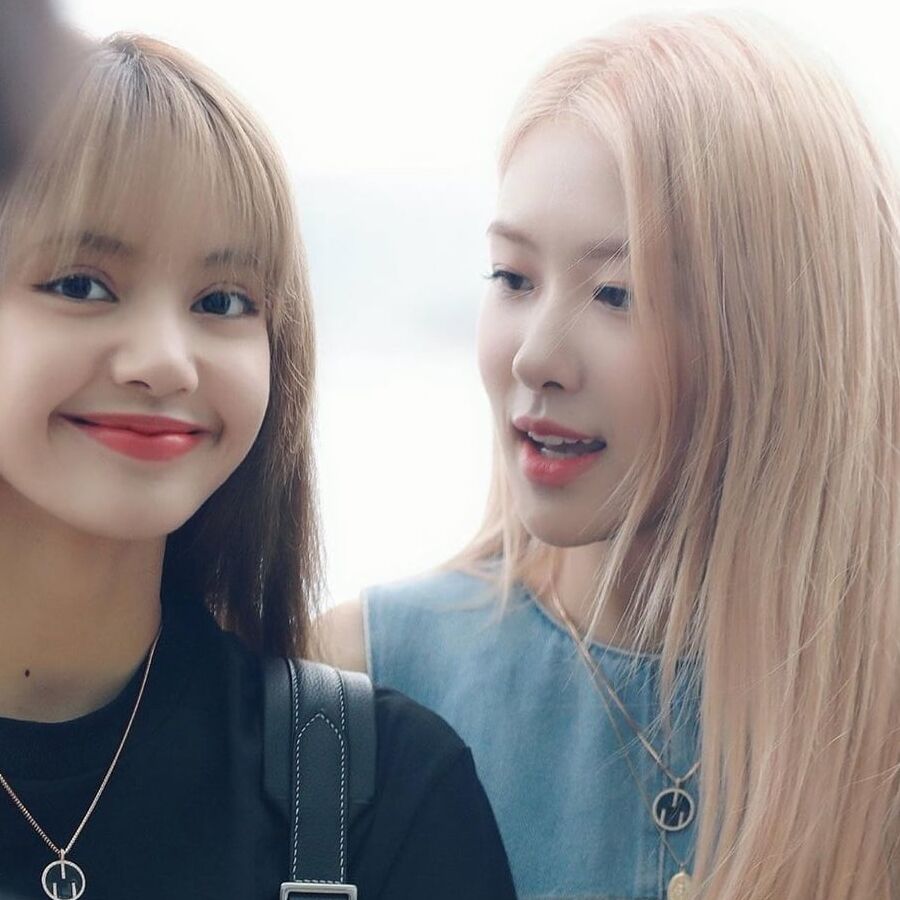 Chaelisa hot moments lesbian