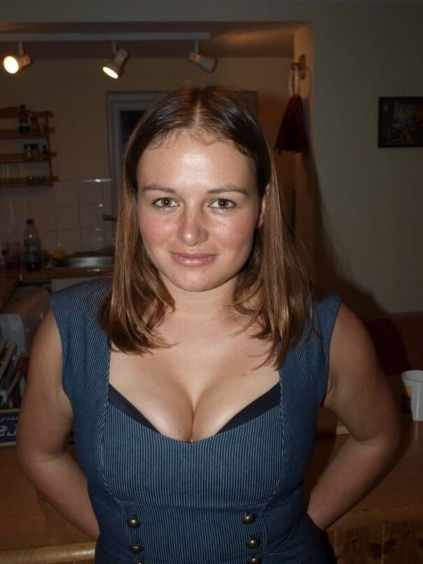 Hot wife exposeed