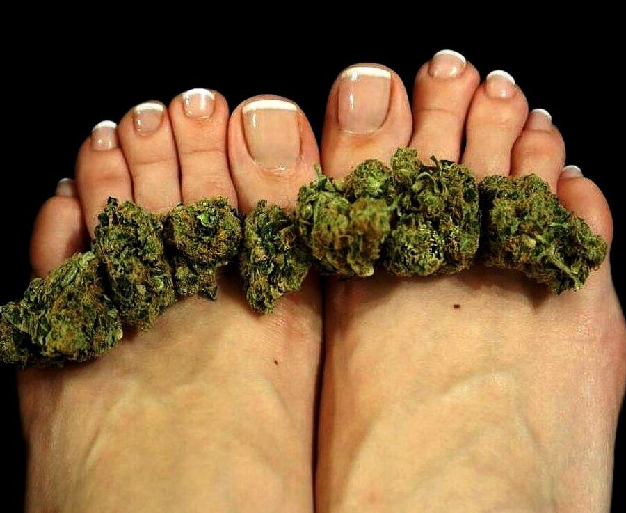 ONLY THE BEST FEET