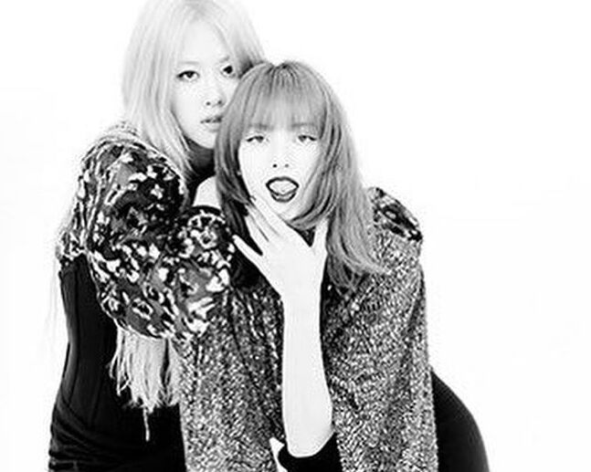 Chaelisa hot moments lesbian