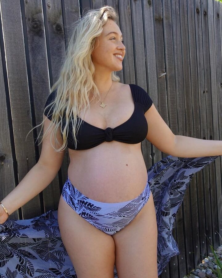 Hot amateur young babe Isa pregnant
