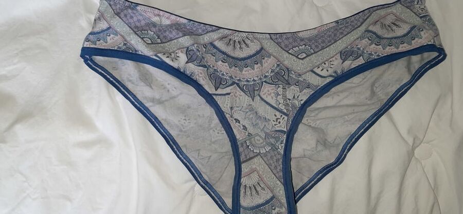 Julia&;s Underwear