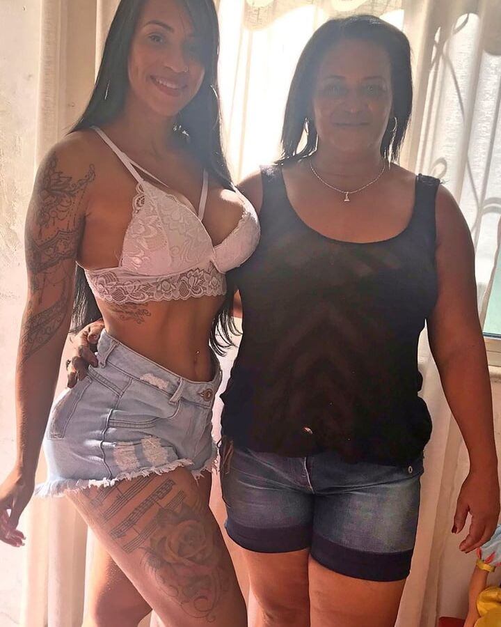 PUTA DO INSTAGRAM: Pryscila Silva