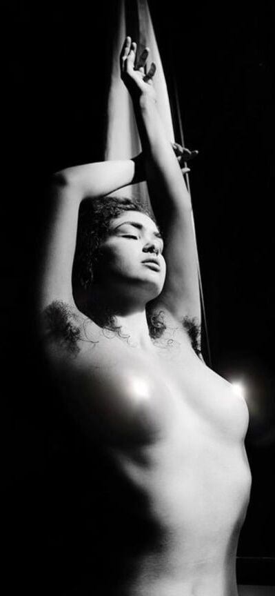 Pits in black and white-stylish pics