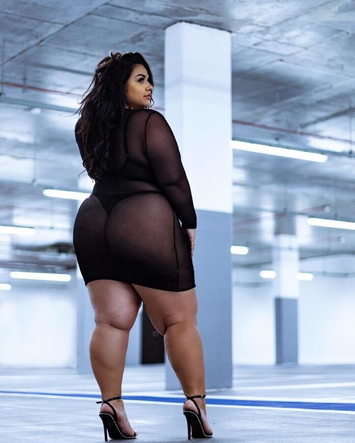 IG Big Butt Girl