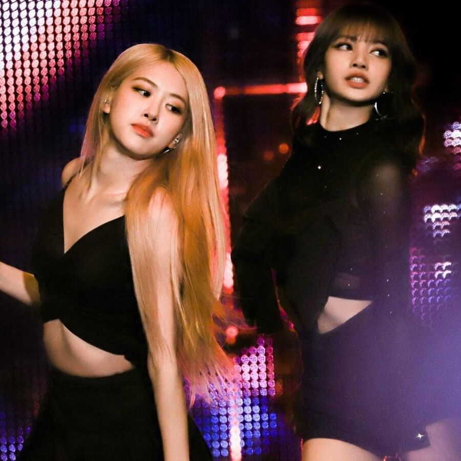 Chaelisa hot moments lesbian