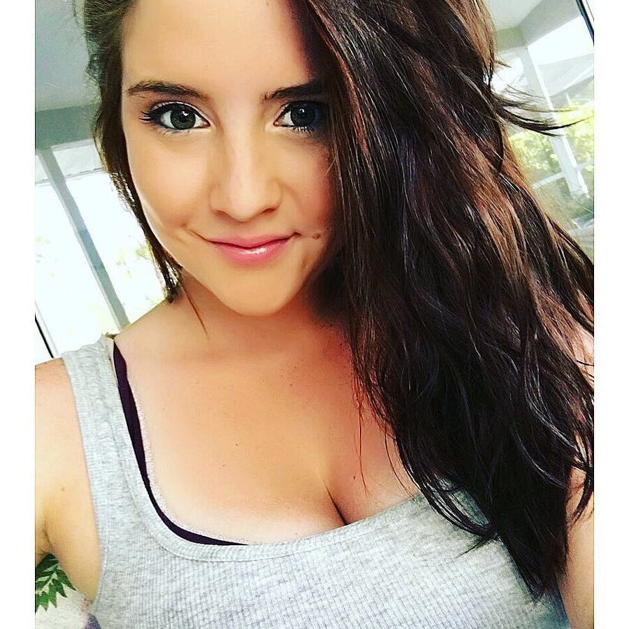 Hot Twitch Girl