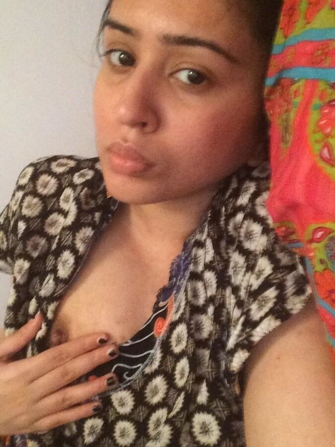 Mix paki girls