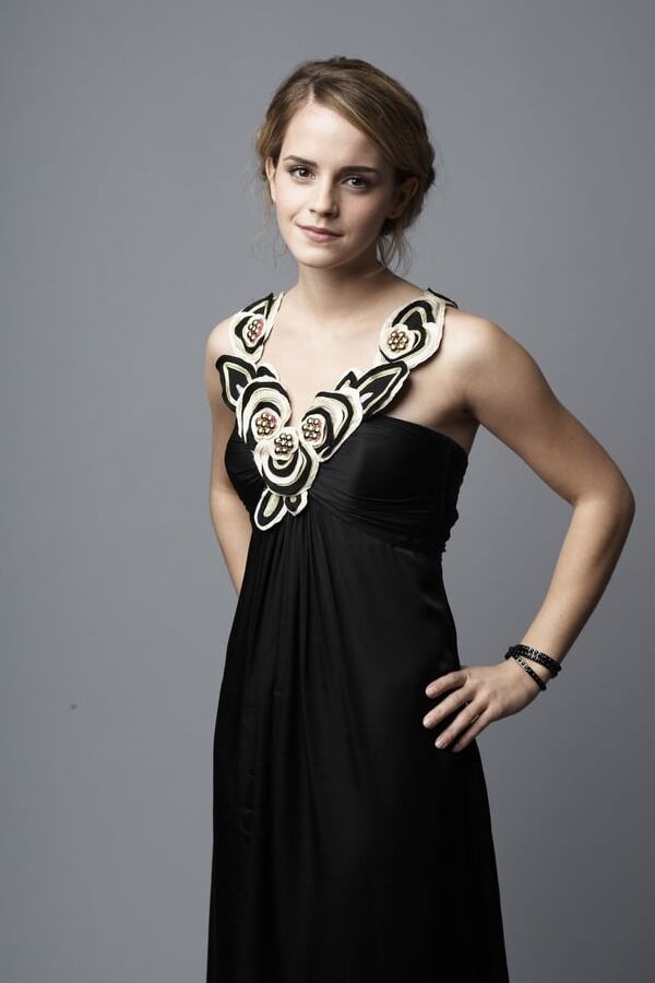 Sexy Emma Watson - Portraits