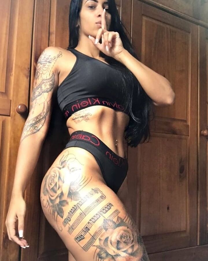 PUTA DO INSTAGRAM: Pryscila Silva