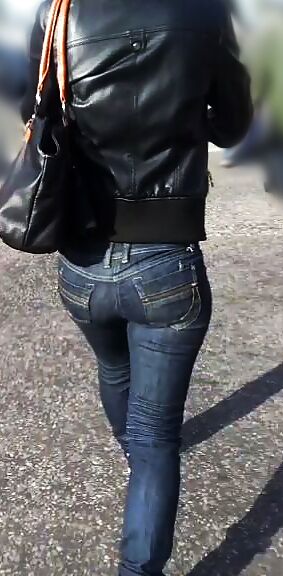candid street asses GLUTEUS DIVINUS