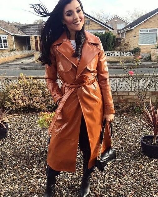 Brown Leather Coat - by RedBull