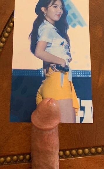 Asian Ass in Jeans