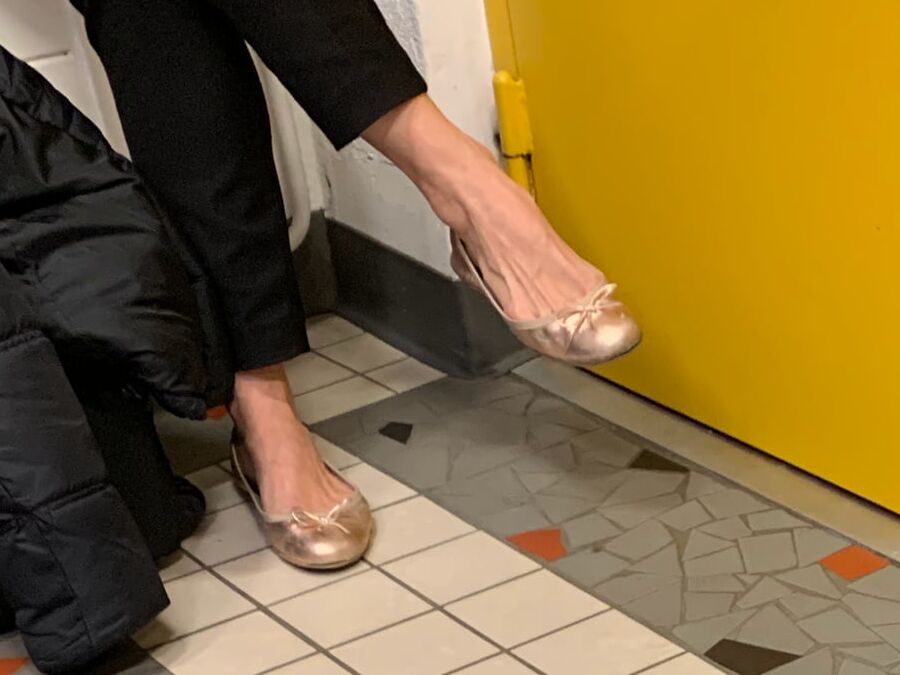 Milf in Ballerinas