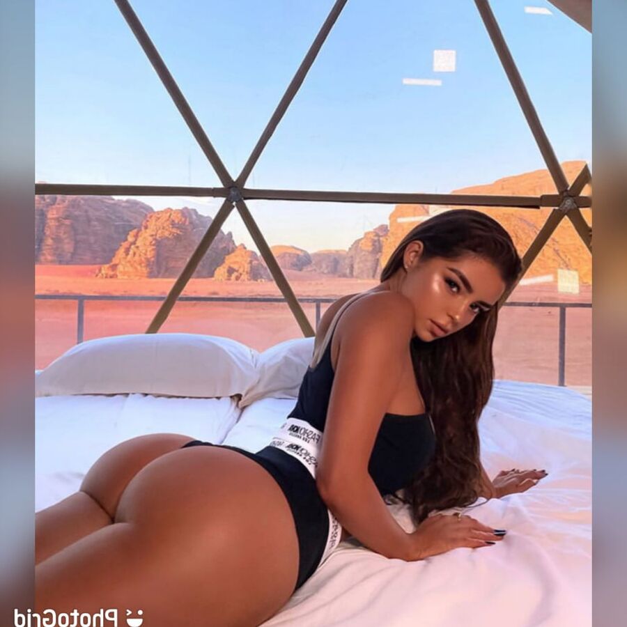 Demi rose big booty