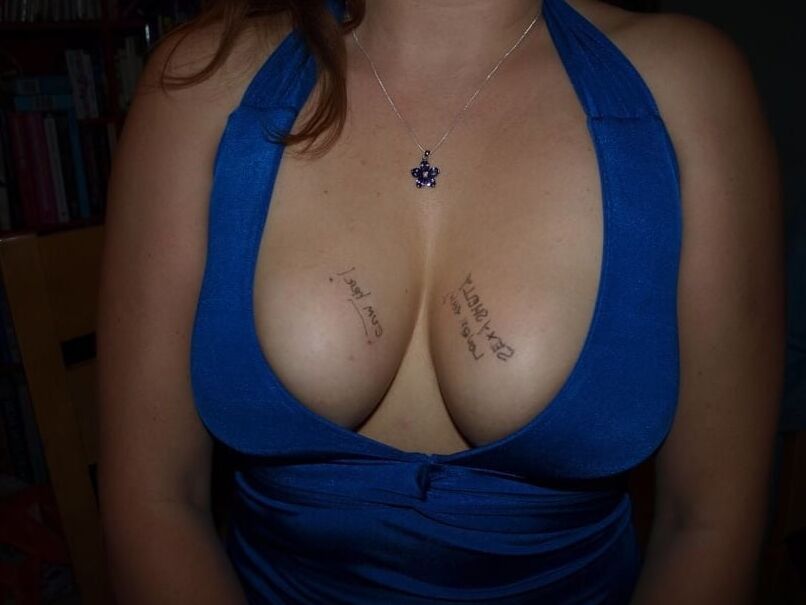 Hot wife exposeed