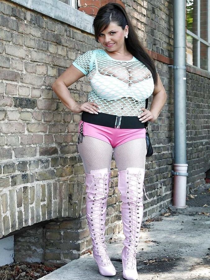 Like the outfit