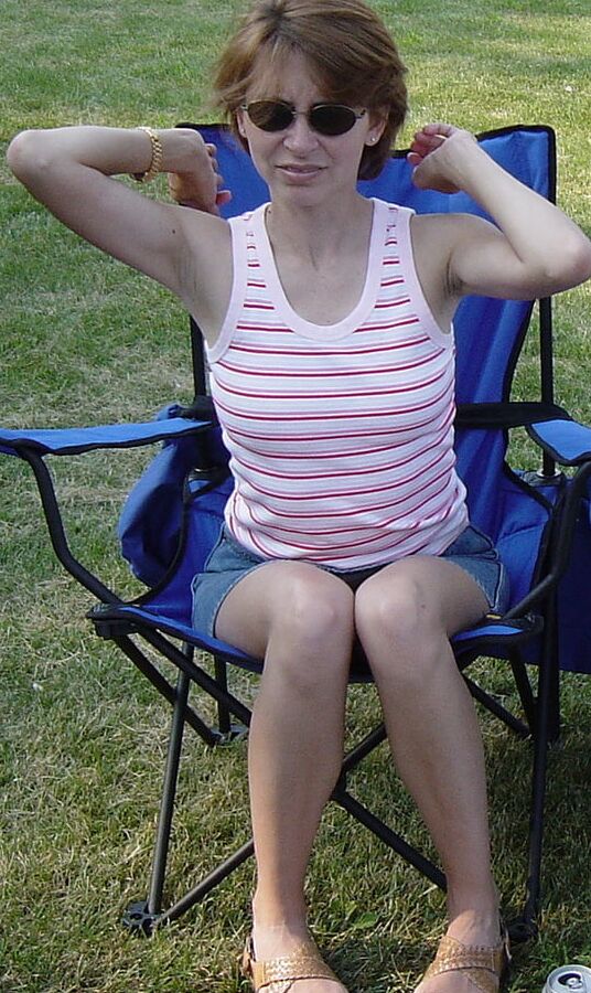 SKINNY HAIRY MILF