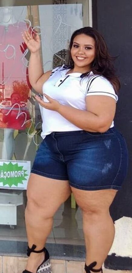 Latin mega chunky pear bbw Marell