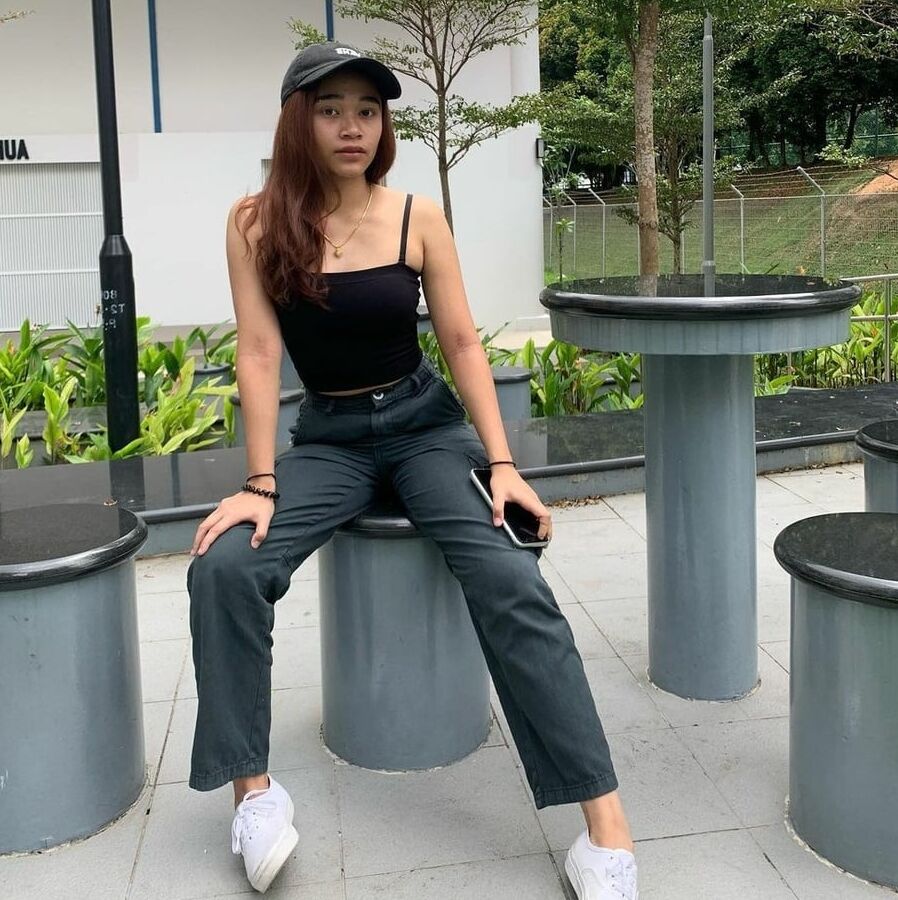 Who has her sextape or nudes pm
