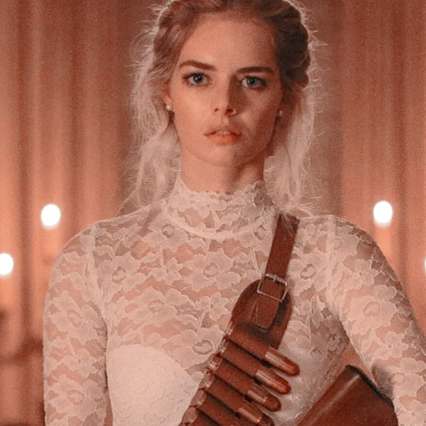 Samara Weaving cute woman