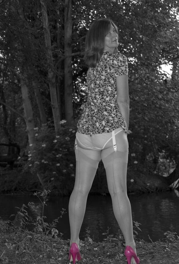 UK Stockings and Girdles MILF