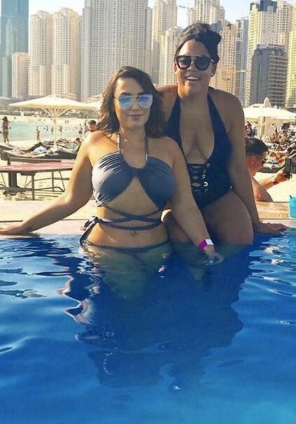 Busty Babe: Alicia