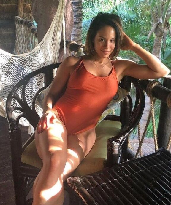 Charly Caruso WWE mega collection