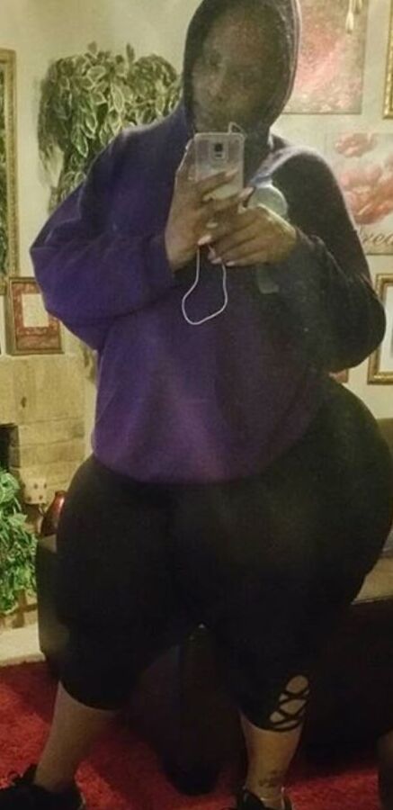 Huge thigh mega booty extra wide hip bbw real