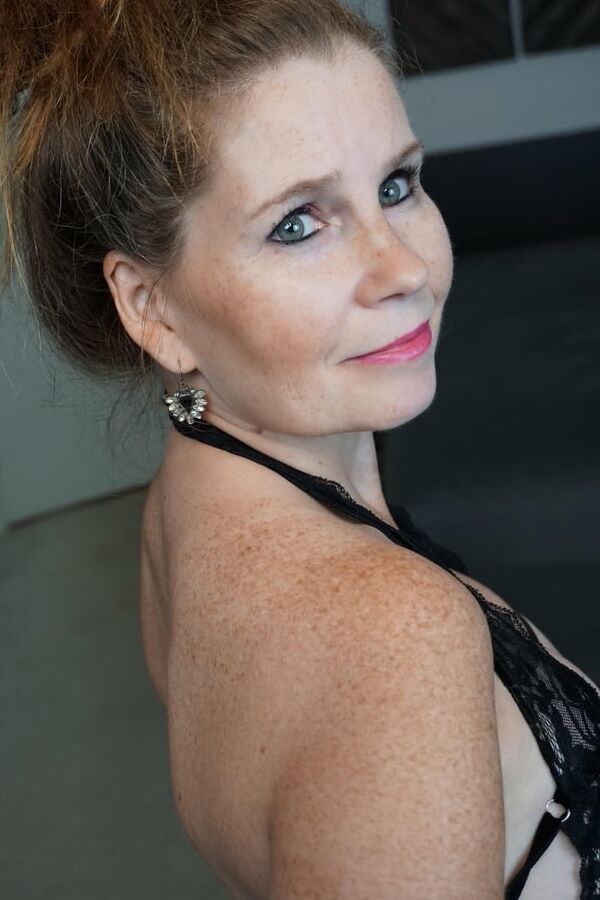 Saggy Mature Beautiful Women
