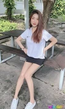 Thai uni girls