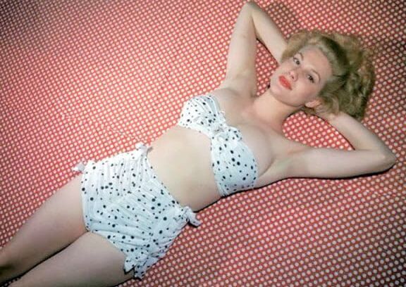 Chili Williams, vintage model