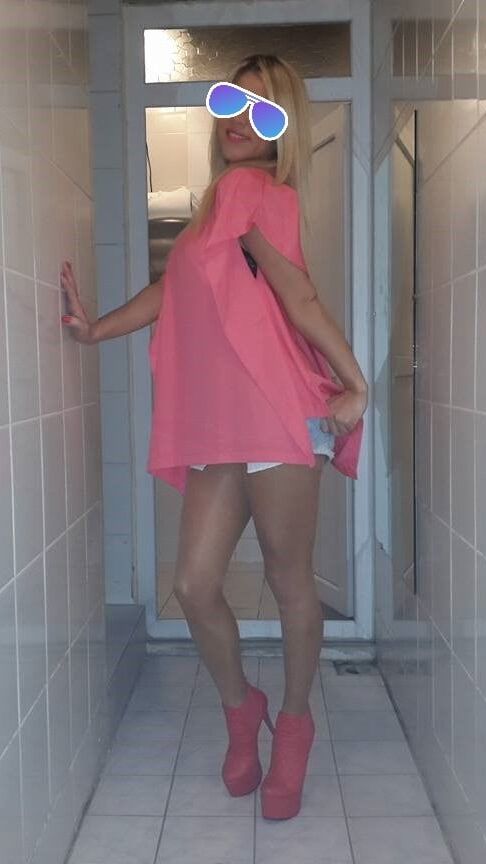 Voyeur Amateur and Pantyhose