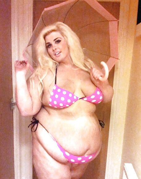 Fat Chicks With Deceptively Thin Faces
