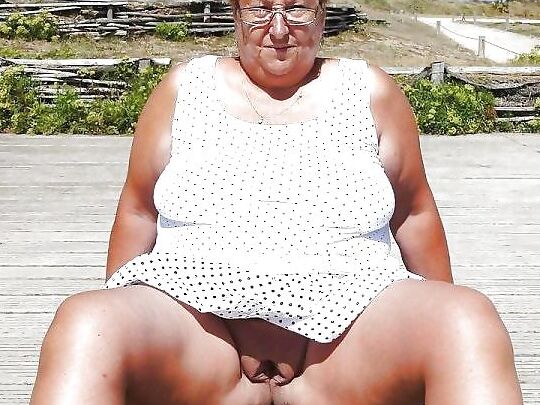 Flashing Cunts In Piblic