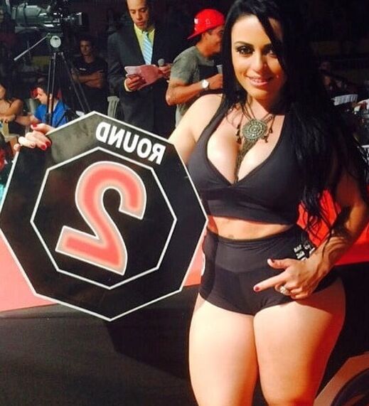 AMANDA RIBEIRO