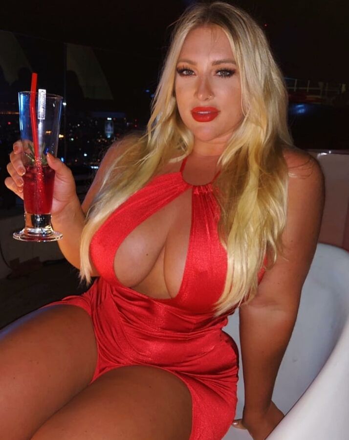 Super Thick Pawg - Fat Ass, Thick Thighs &amp; Big Titties