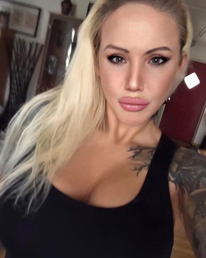 Serbian MILF Big Tits - Anastasia