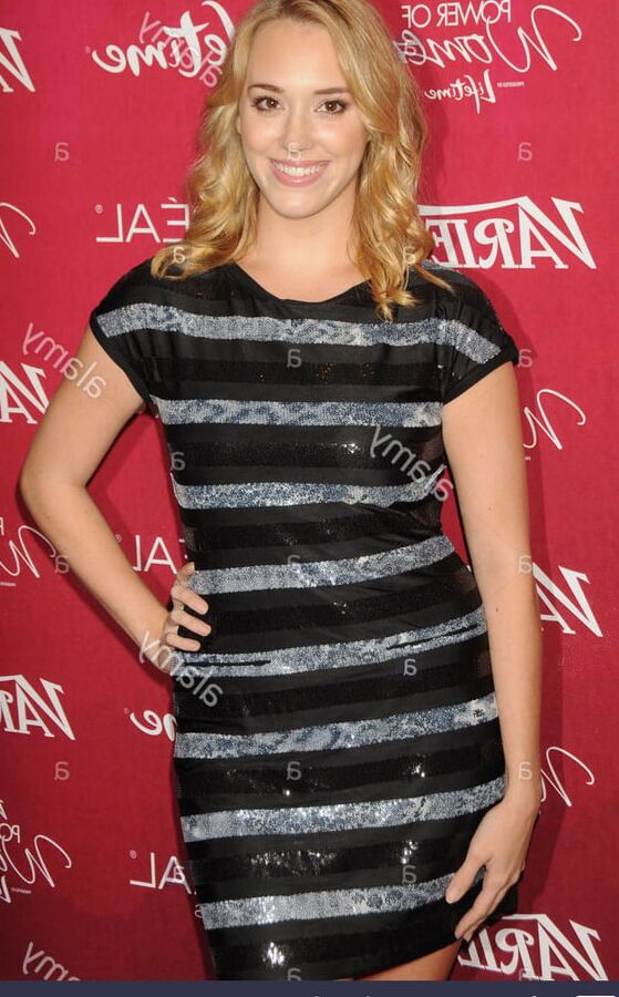 Andrea Bowen