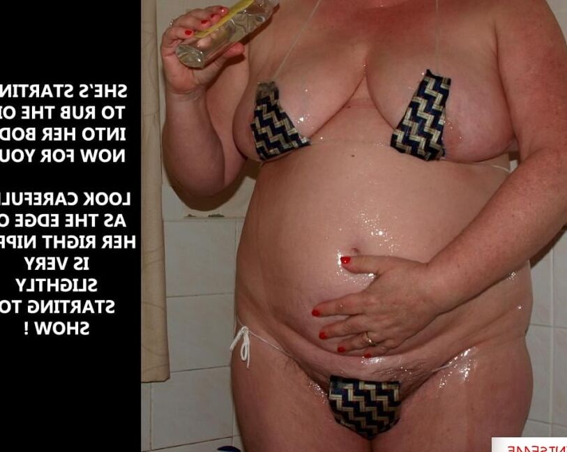 SHOCKING MICRO-BIKINI STRIPTEASE !