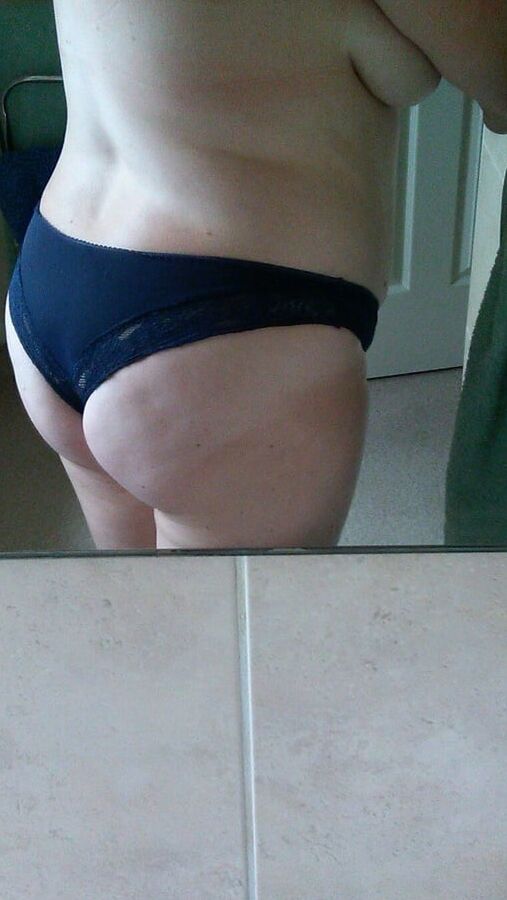 Phat Arse white Girl