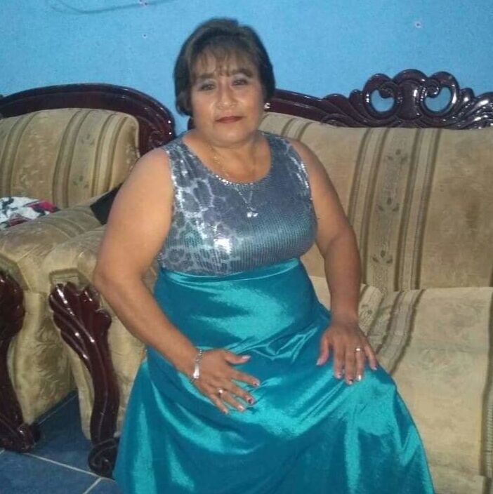 Argelia Madura Tosca y Tetona - Mexican Mature mom