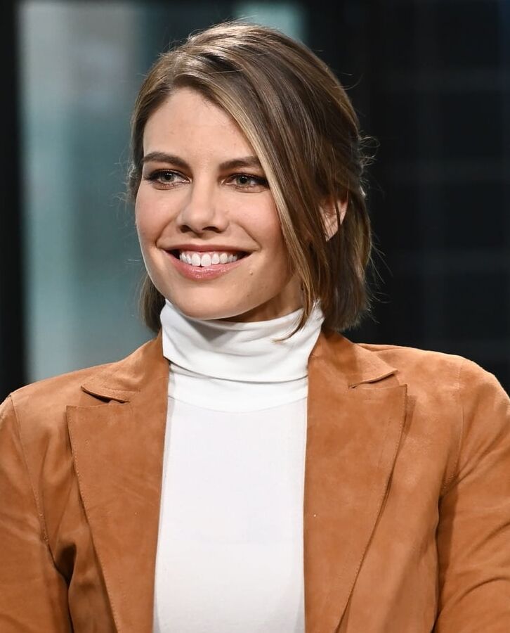 Sexy Lauren Cohan