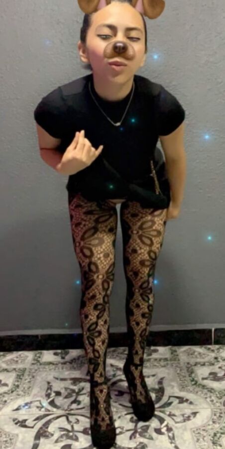 Latinas en Pantimedias