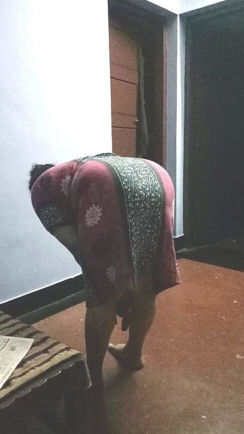 Meet my uncles girlfriend.who suck my cock.watch video